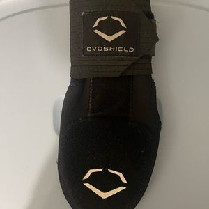 Black evosheild sliding mitt